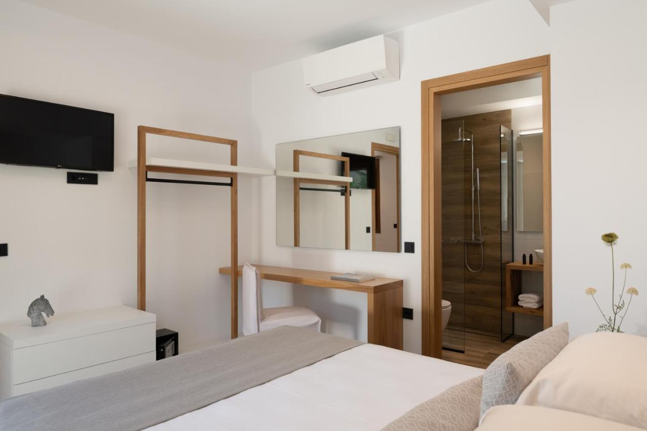 De Light Boutique Villas I II & III - Close To Rethymno, By Thinkvilla 阿迪斯普普伦 外观 照片