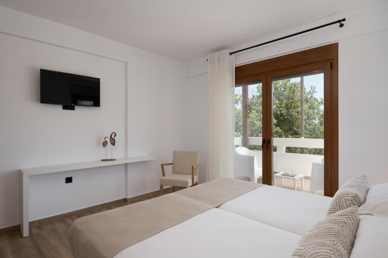 De Light Boutique Villas I II & III - Close To Rethymno, By Thinkvilla 阿迪斯普普伦 外观 照片